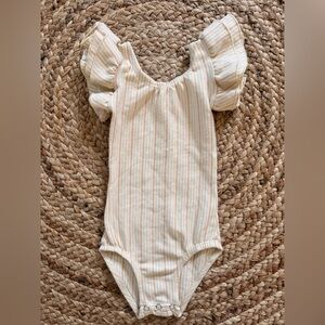 Organic Cotton Bodysuit Ruffle Neutral Baby Minimalist Rylee Cru Zara Baby Vibe